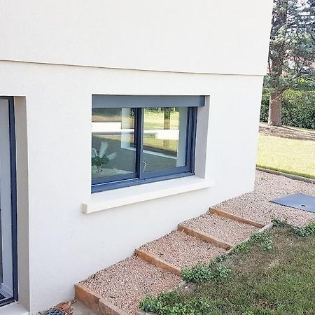 Le Petit Castel, Portes De Lyon Chazay-d'Azergues المظهر الخارجي الصورة